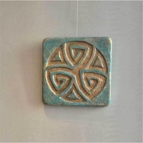 The Celtic Connection – Triskelion Ser  patine
