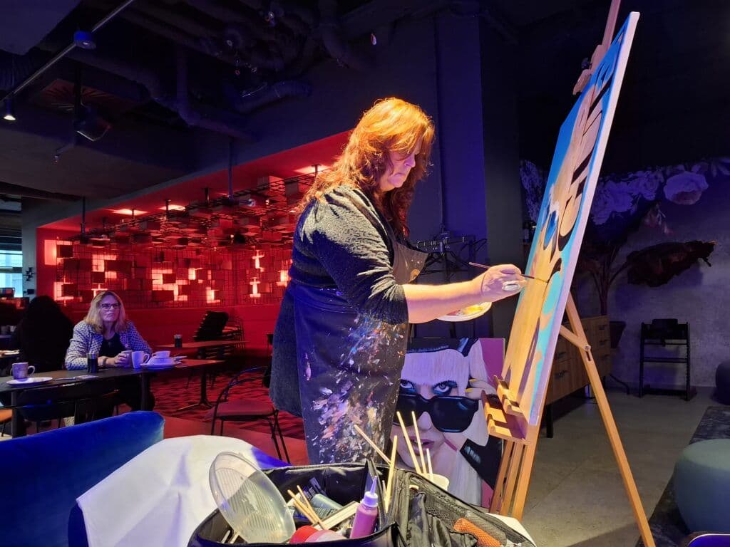 Live Painting met Mia Van der Moolen @Jaz in the City Vienna